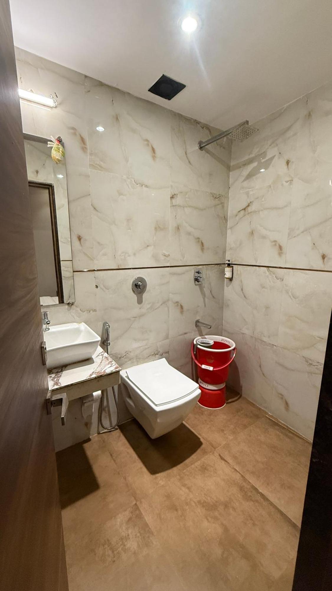 M E R I T O N Hotel T-2 Mumbai Luaran gambar